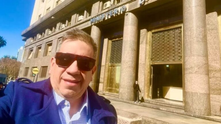 Saludos de los mandriles