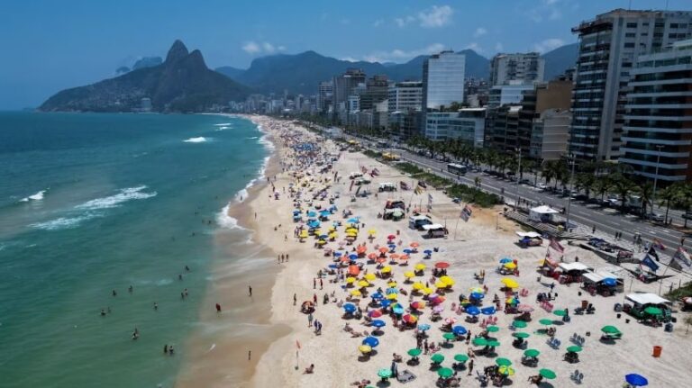 Poder aquisitivo: el 46% de los argentinos no se tomó vacaciones por falta de plata