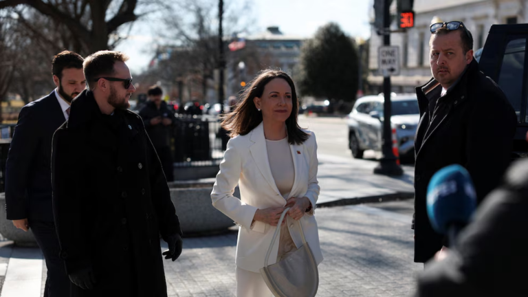 Donald Trump recibe a María Corina Machado en la Casa Blanca