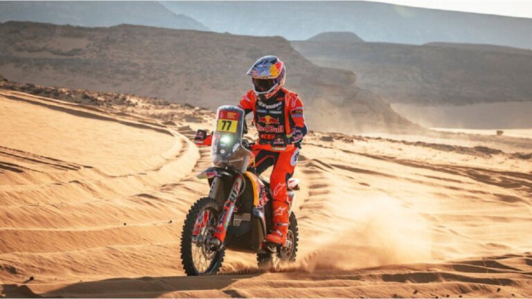 Rally Dakar: Luciano Benavides quedó a nada del líder en motos tras una buena etapa