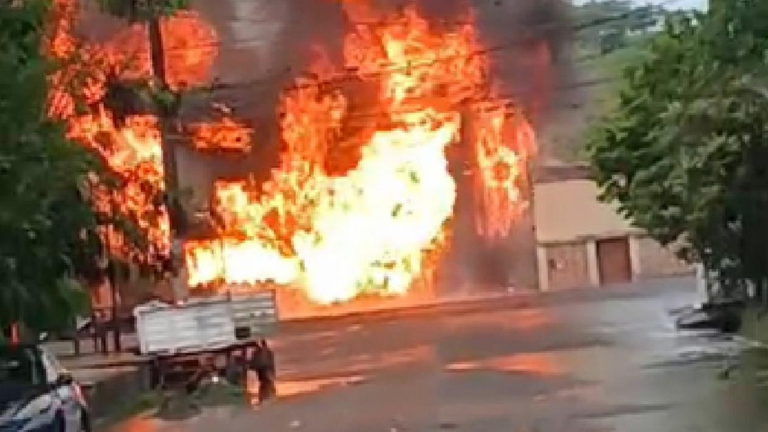Explosión en un depósito de garrafas en Tucumán dejó al menos 10 heridos