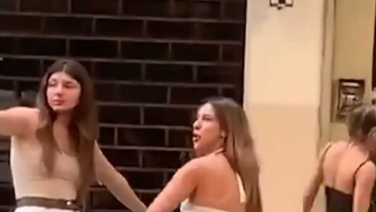 Abogada se colocó una tobillera