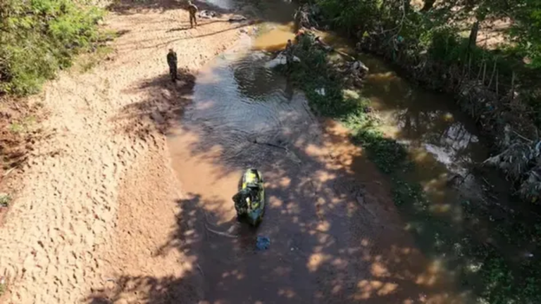 Paraguay: buscan a un nene argentino arrastrado por el agua