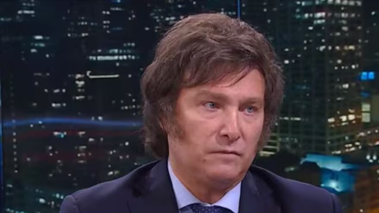 Crece la desaprobación de Javier Milei y la corrupción aparece como el principal problema del país