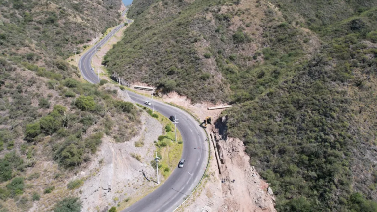 Un motociclista desbarrancó en la Quebrada de Moreira