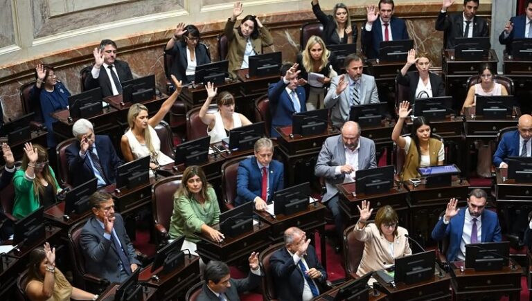 Superlógico: los senadores que votaron la reforma laboral son empresarios, ricos y garcas