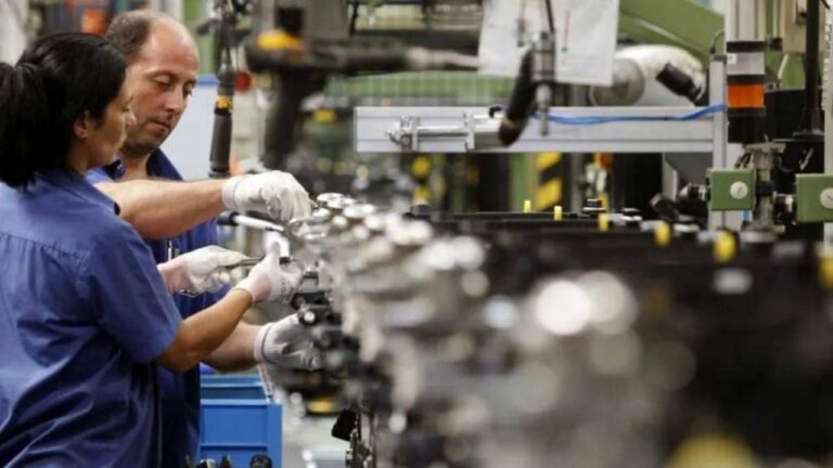 La UIA advirtió por la situación «crítica» del sector industrial