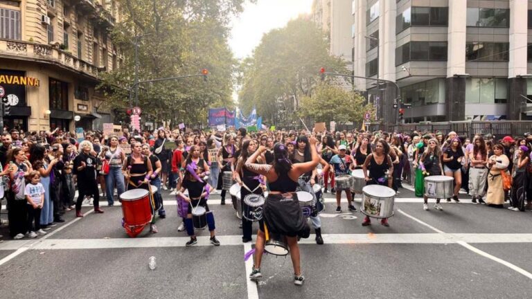 Jornada federal de lucha y paro nacional en defensa de los derechos de las mujeres