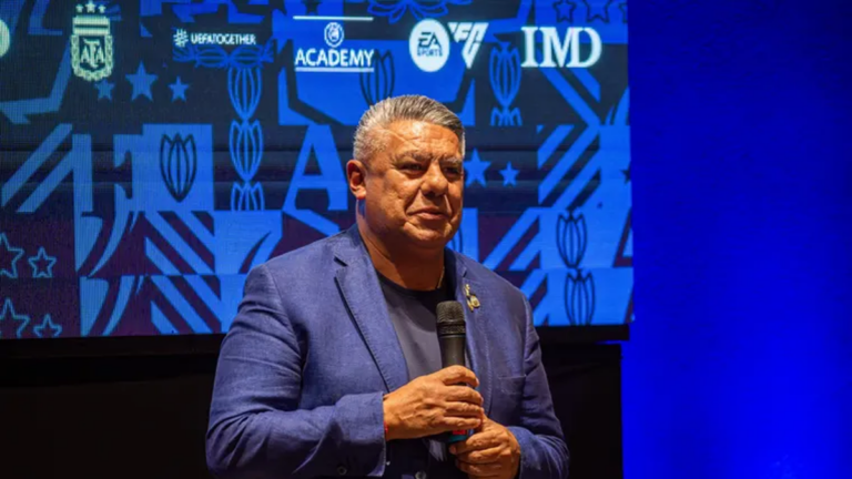 «Chiqui» Tapia declara mañana ante la Justicia