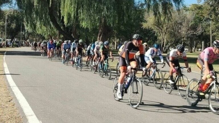 Los Libres vuelven a la acción en el Adán Quiroga