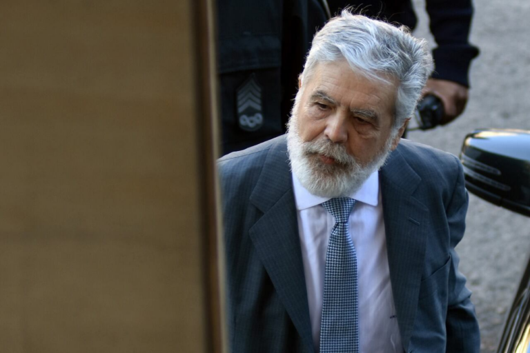 Julio De Vido durante una audiencia judicial