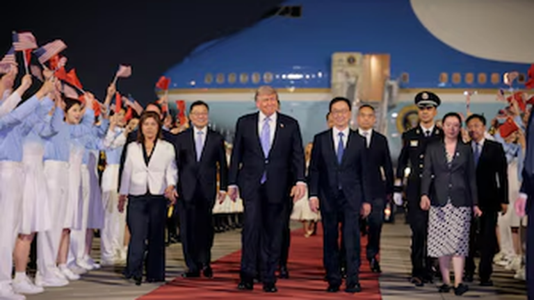 Donald Trump y Xi Jinping en reunión bilateral cumbre China