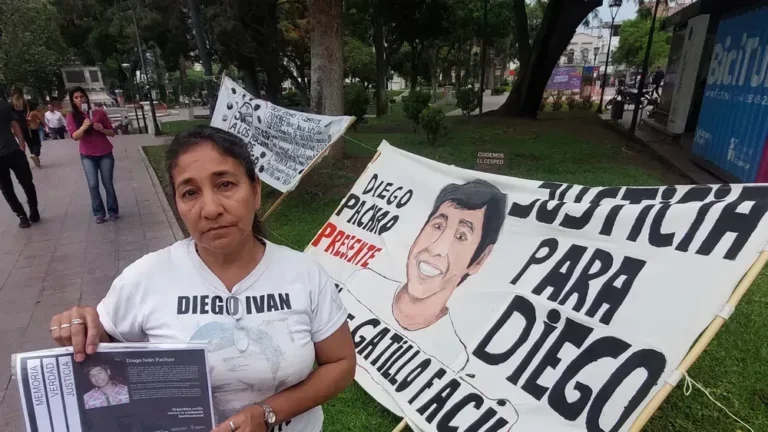 Boletín Oficial de Catamarca con resoluciones de baja policial