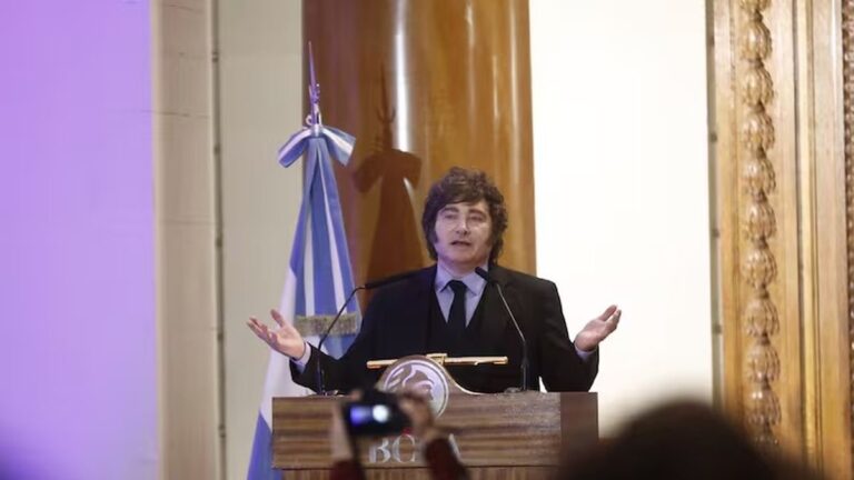 Presidente Javier Milei hablando en el 172° aniversario de la Bolsa de Comercio de Buenos Aires