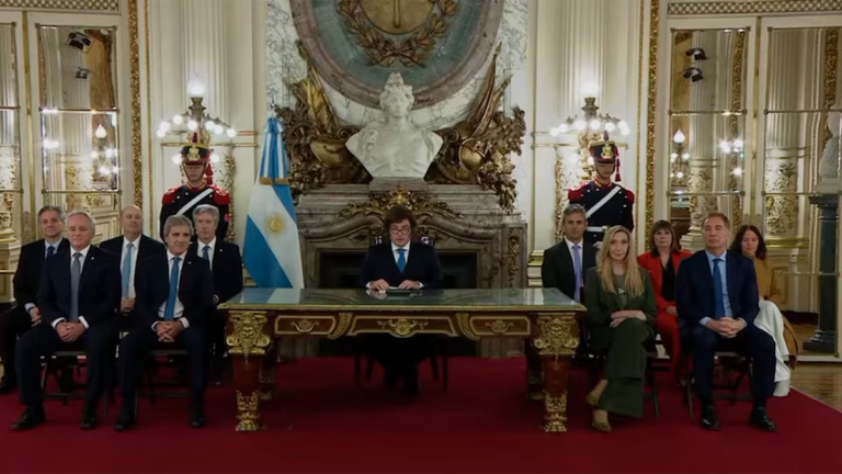 El presidente Javier Milei durante el anuncio de la reforma del Banco Central